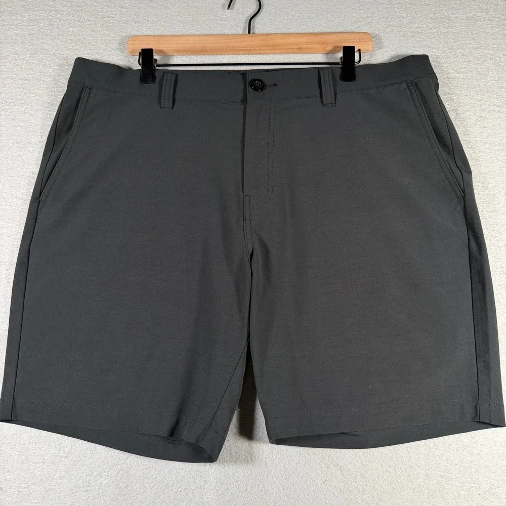 TravisMathew Beck Mens Golf Shorts Dark Grey Charcoal 40 1MAA590 Stretch